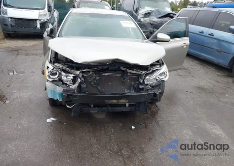 2017 Toyota Camry Xle z USA, uszkodzony, nr VIN 4T1BF1FK4HU655574